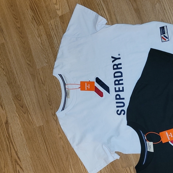 New Superdry Brand Tee set in Black and White size US Large/UK XL - Picture 6 of 7